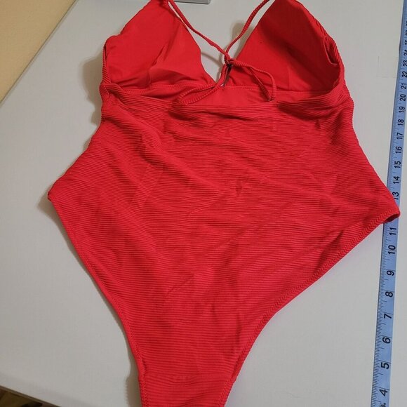 Womens H&M Red & White Ribbed One-Piece‎ Swimsuits Lot Size Sexy Summer Tropical - Picture 8 of 8